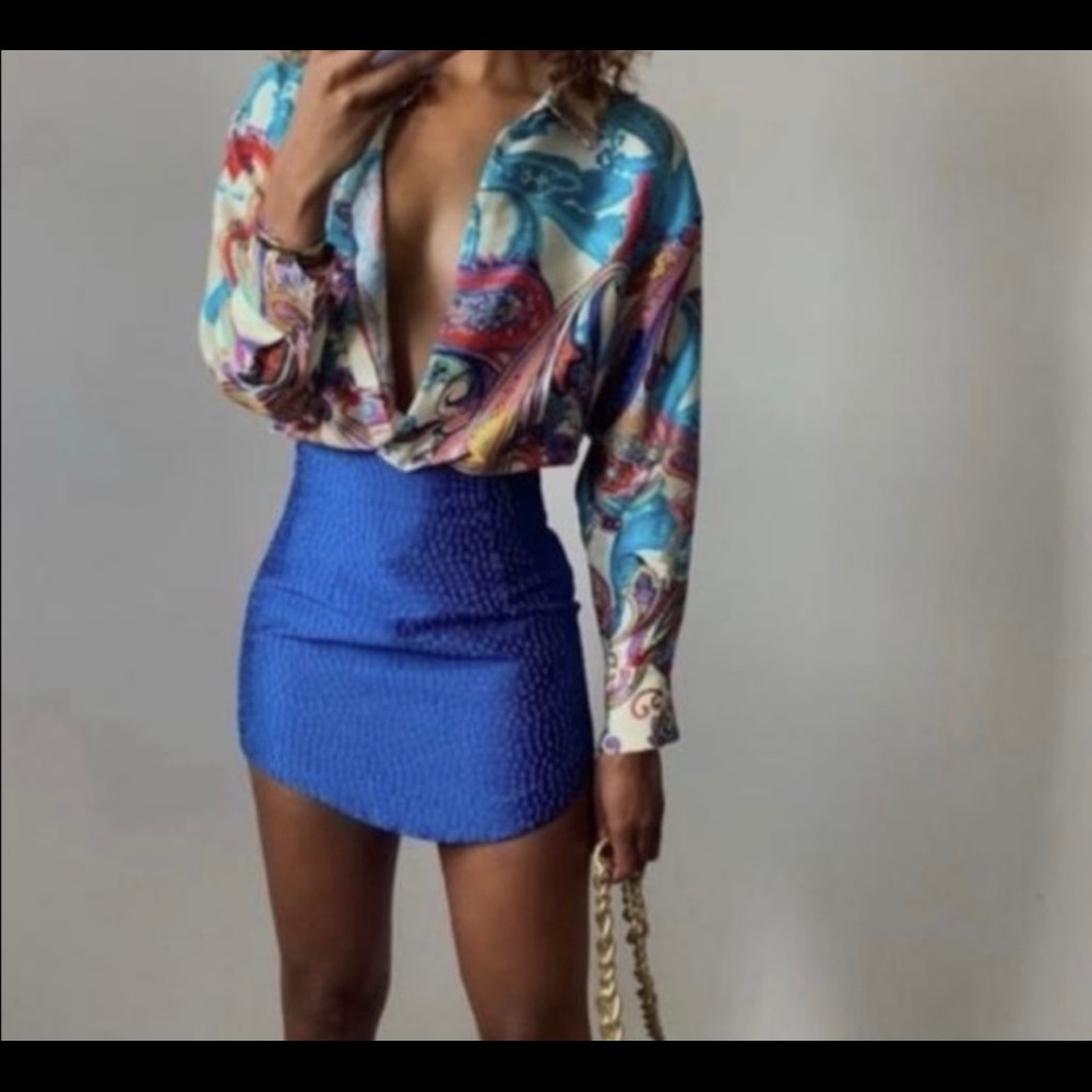 NWT Zara blue mini skirt size small